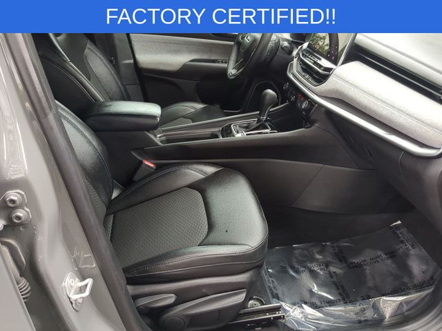 Used 2024 Gray Jeep Latitude image 35