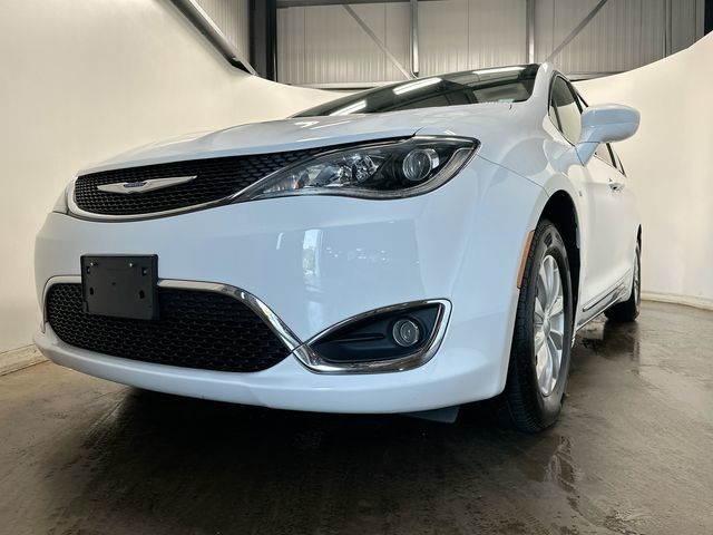 2019 Chrysler Pacifica Touring L White at Bob Ruth Ford