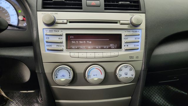 2011 Toyota Camry SE Silver at Emmons Autoplex