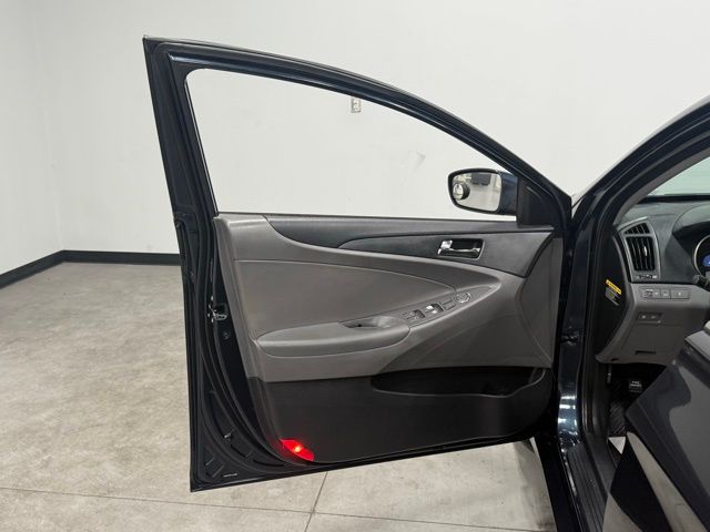 2012 Hyundai Sonata GLS photo