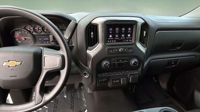 Used 2025 White Chevrolet Custom image 11