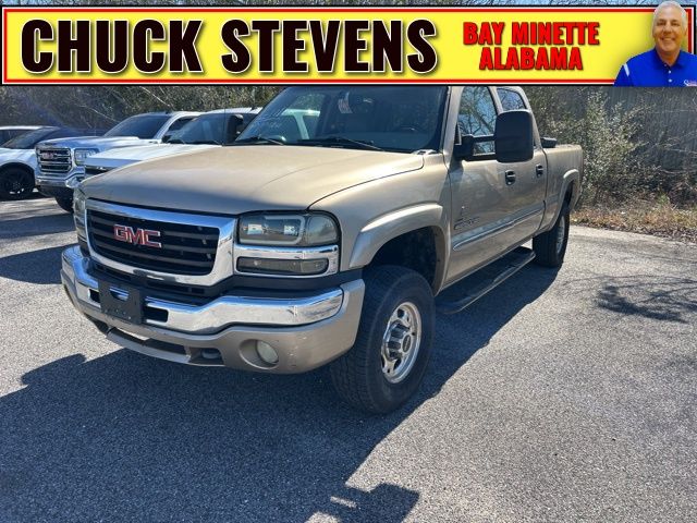 2004 GMC Sierra 2500HD 4 Dr SLT 4WD Crew Cab SB HD
