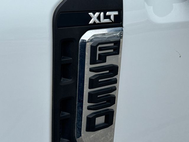 Used 2024 White Ford XLT image 6
