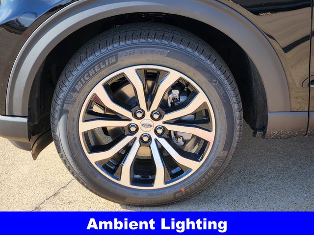 2026 Ford Explorer ST-Line photo 2