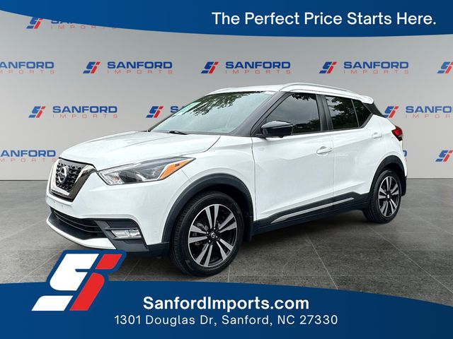Aspen White Tricoat 2019 Nissan Kicks SUV / Crossover Front-Wheel Drive Continuously Variable Transmission