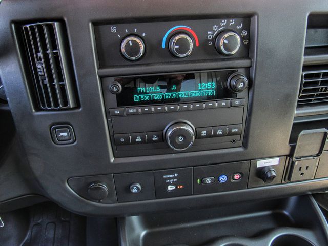 2025 Chevrolet Express 3500 Work Van:44369