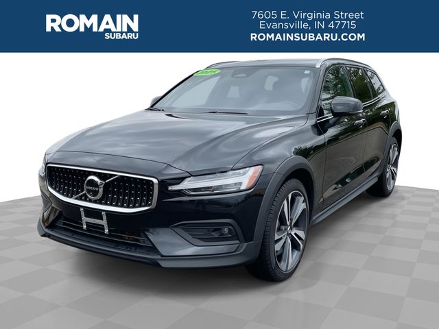 2025 Volvo V60 Cross Country B5 Plus AWD
