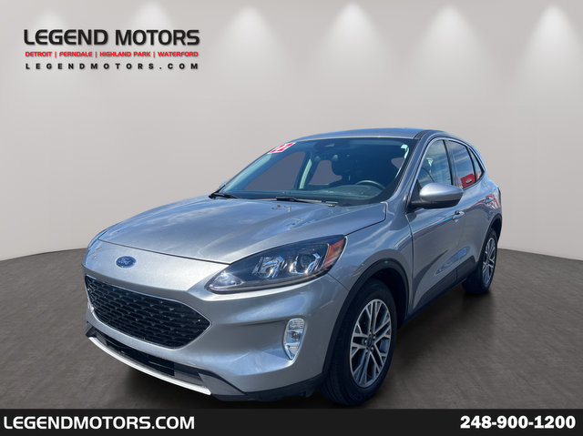 Silver Metallic 2022 Ford Escape SUV / Crossover All-Wheel Drive 8-Speed Automatic