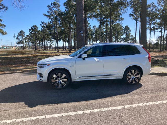 Crystal White 2025 Volvo XC90 T8 Core Bright Theme eAWD SUV / Crossover All-Wheel Drive Automatic