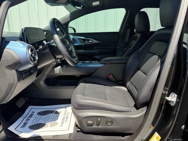 used 2025 Chevrolet Equinox EV car, priced at $25,882