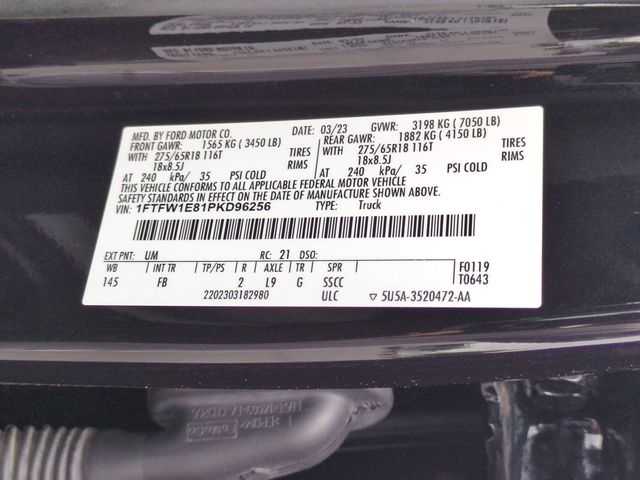 Used 2023 Agate Black Metallic Ford XLT image 36