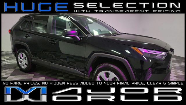 2025 Toyota RAV4 LE FWD