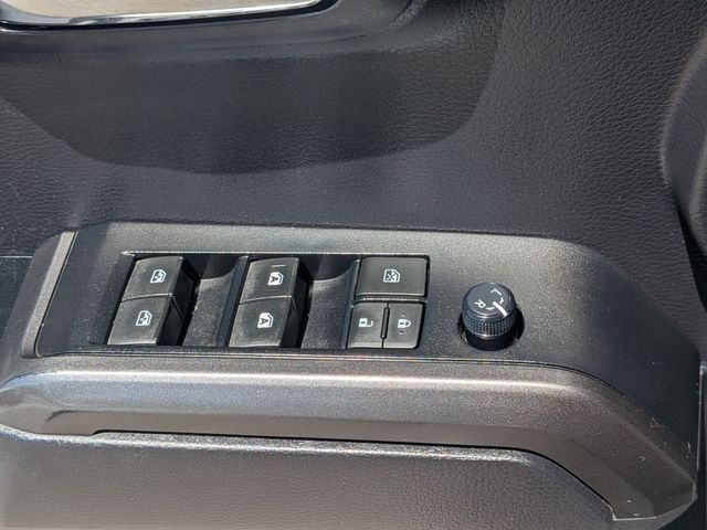 2020 Toyota Tacoma - Image 16