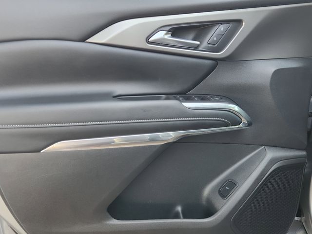 2025 Chevrolet Traverse LT Gray at Martin Chrysler Dodge Jeep Ram