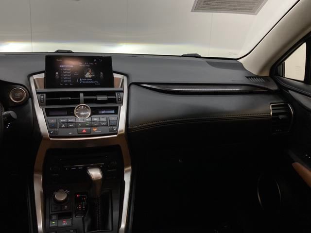 2016 Lexus NX 200t photo
