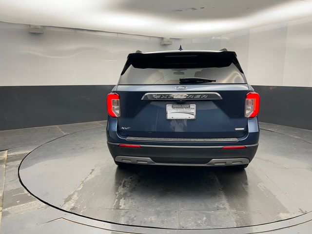 2020 Blue Ford Explorer XLT RWD SUV