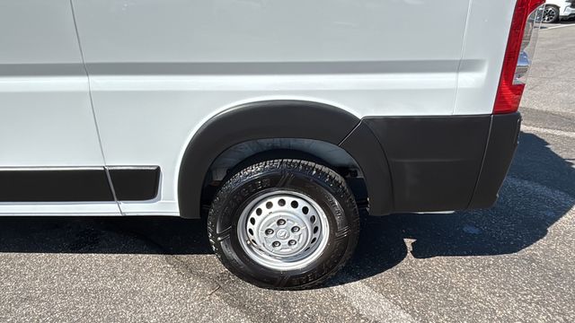 Used 2024 White Ram Base image 41
