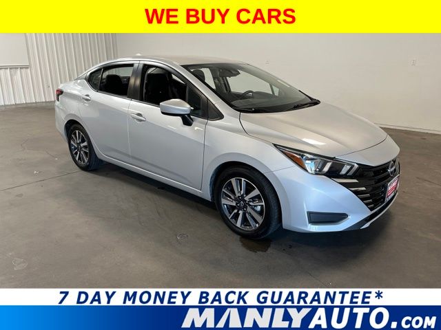 Brilliant Silver Metallic 2023 Nissan Versa Sedan Front-Wheel Drive Continuously Variable Transmission
