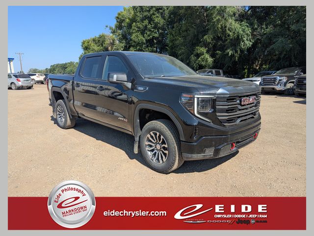 2023 GMC Sierra 1500 AT4 Crew Cab 4WD