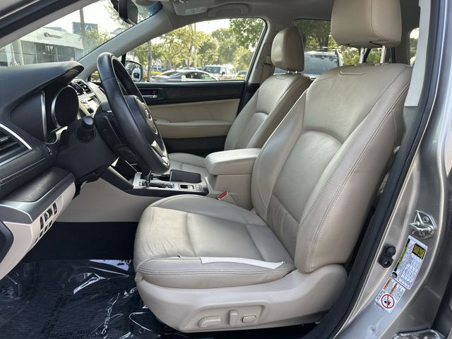 2019 Subaru Outback - $17,777