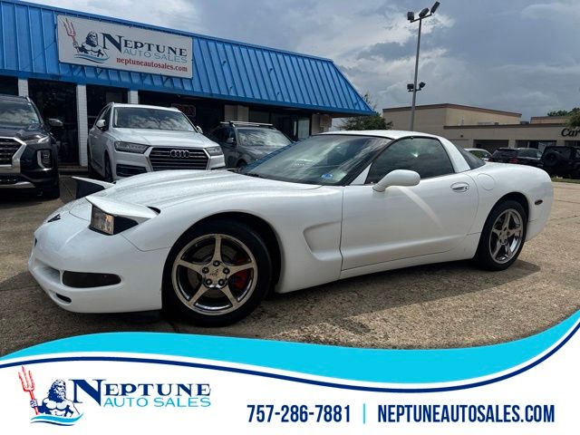 2004 Chevrolet Corvette Coupe RWD