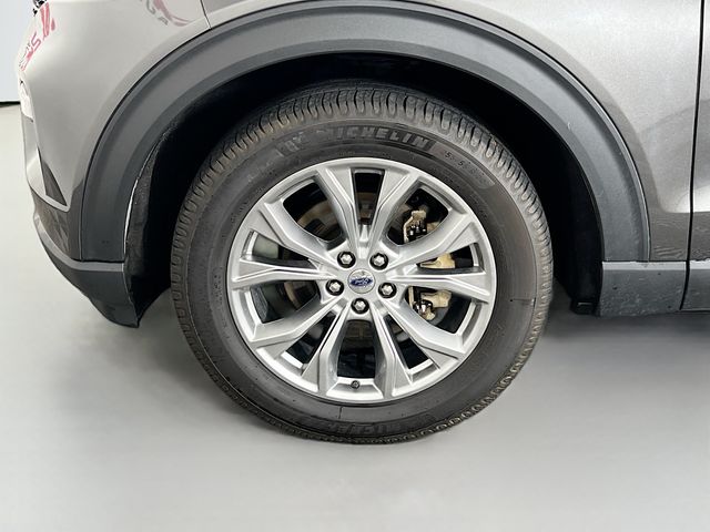 Used 2020 Gray Ford XLT image 6