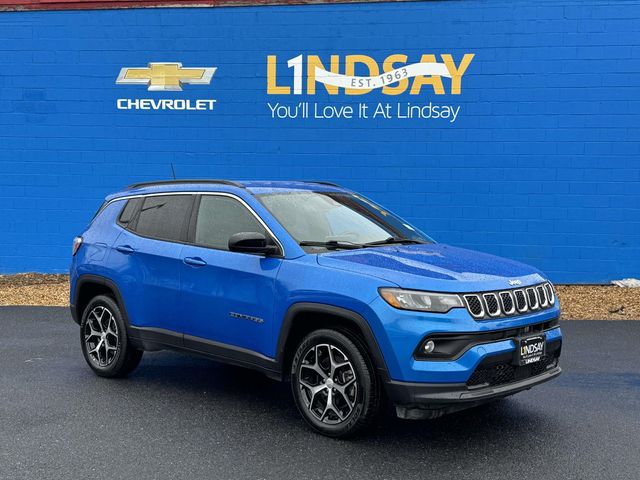 2024 Jeep Compass Latitude 4WD
