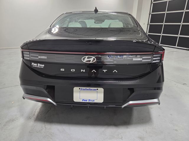 New 2026 Black Hyundai SEL Sport image 10