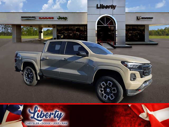 Sand Dune Metallic 2024 Chevrolet Colorado Z71 Crew Cab 4WD Pickup Truck Four-Wheel Drive 8-Speed Automatic