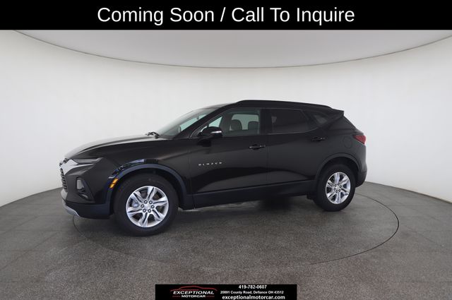 View vehicle photo 5