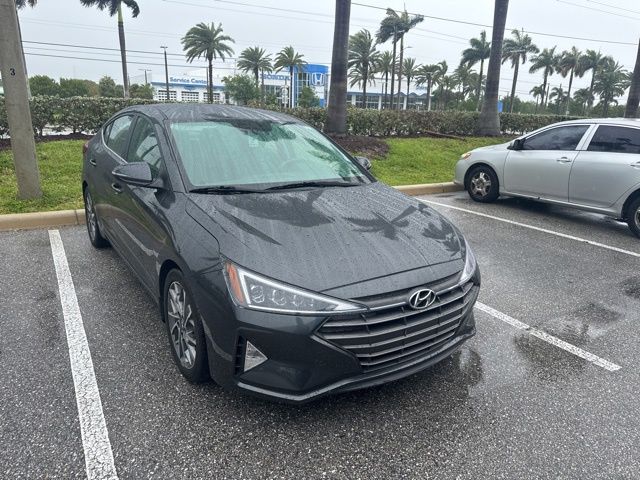 Used 2020 Hyundai Elantra Image