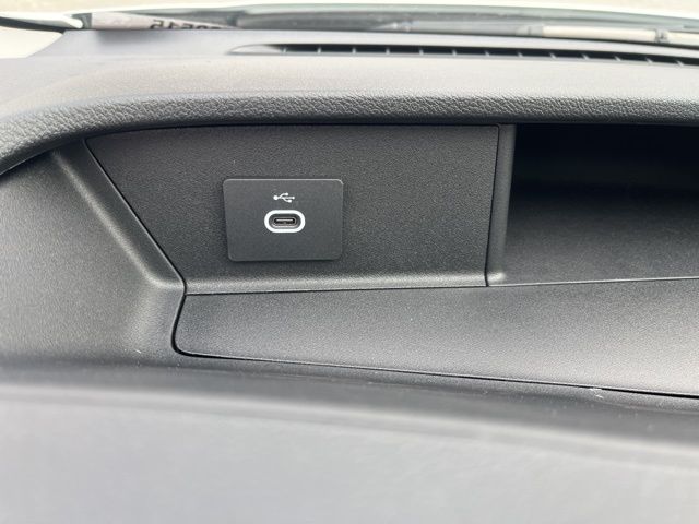 2026 Ford Transit-250 Base:168515