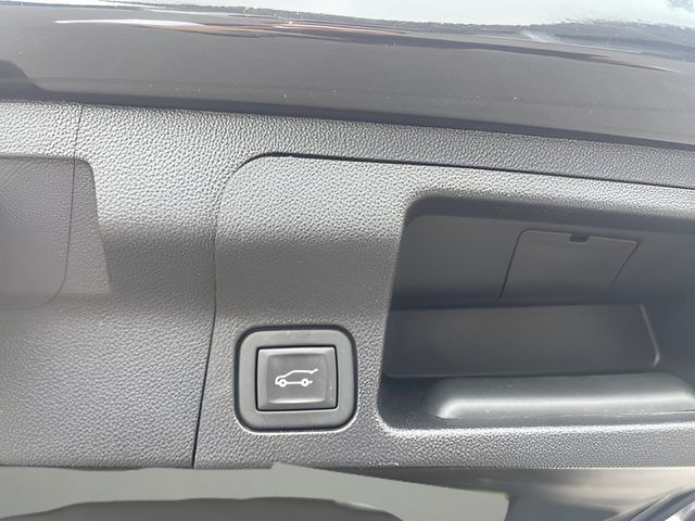 Used 2023 GMC Acadia SUV