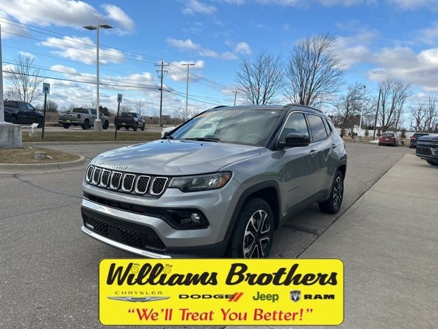 2024 Jeep Compass Limited - Silver Zynith Metallic Clearcoat exterior view 2