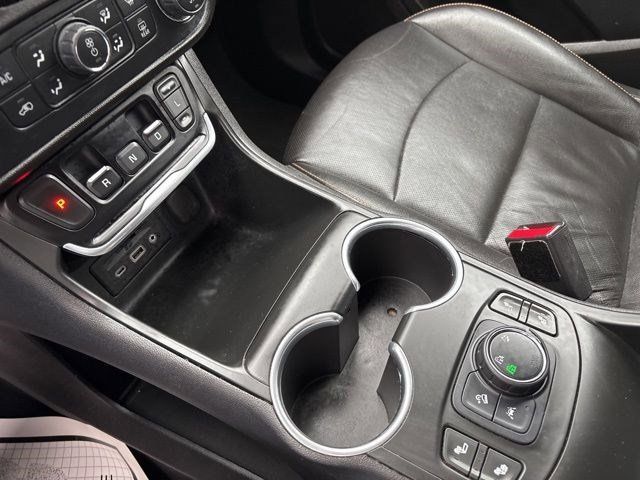 2021 GMC Terrain SLT photo