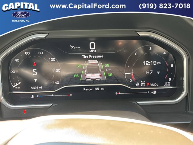 Used 2025 Silver GMC Denali image 26