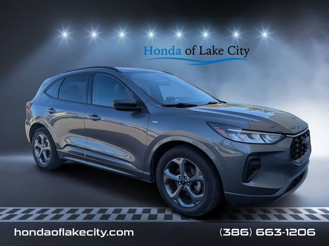 2023 Ford Escape ST-Line FWD