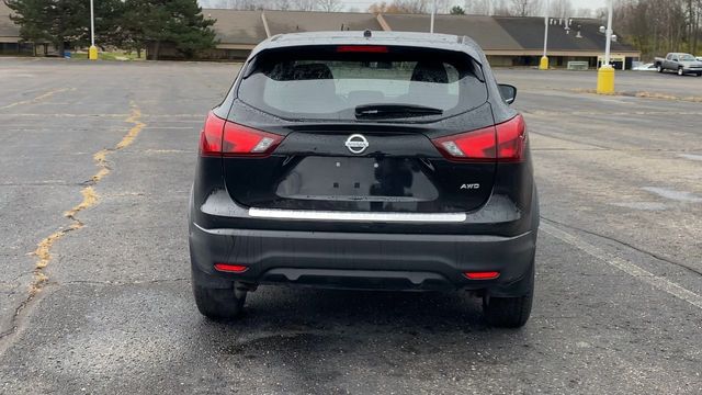 2018 Nissan Rogue Sport SV 7