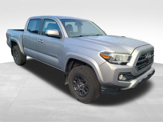 2018 Toyota Tacoma SR5 19