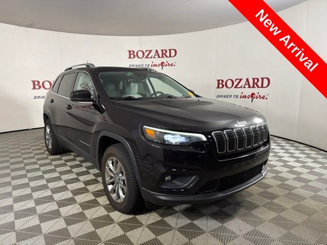 2021 Sangria Metallic Clearcoat Jeep Cherokee Latitude Lux 4X4 SUV