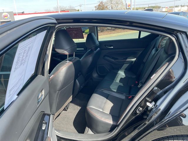 Used 2023 Nissan Altima Sedan