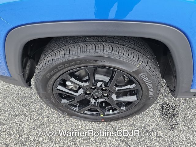 New 2026 Blue Jeep Latitude image 17