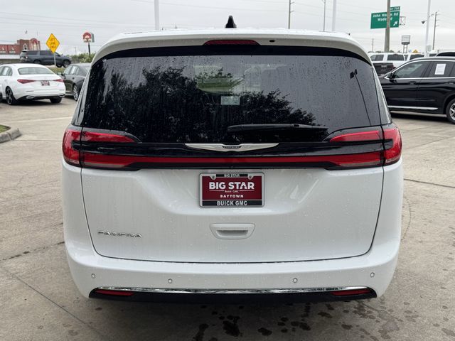 2024 Chrysler Pacifica Touring L White at Community Honda