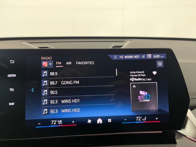 Used 2026 White BMW xDrive28i image 15