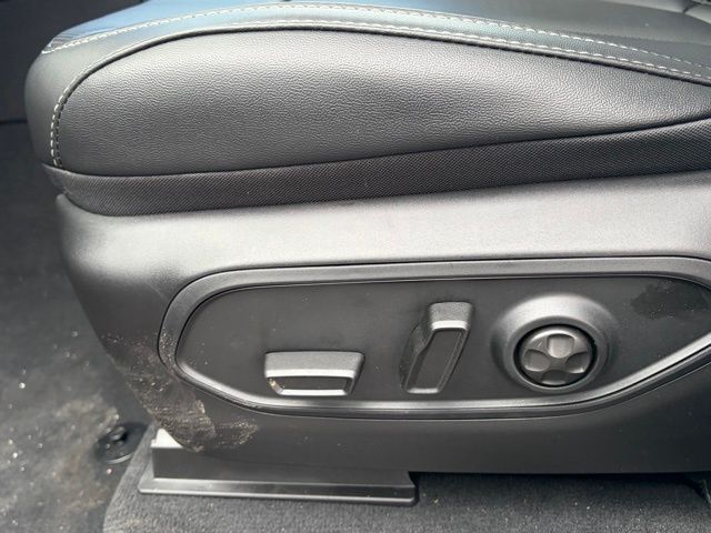 new 2025 Jeep Grand Cherokee L car, priced at $47,625