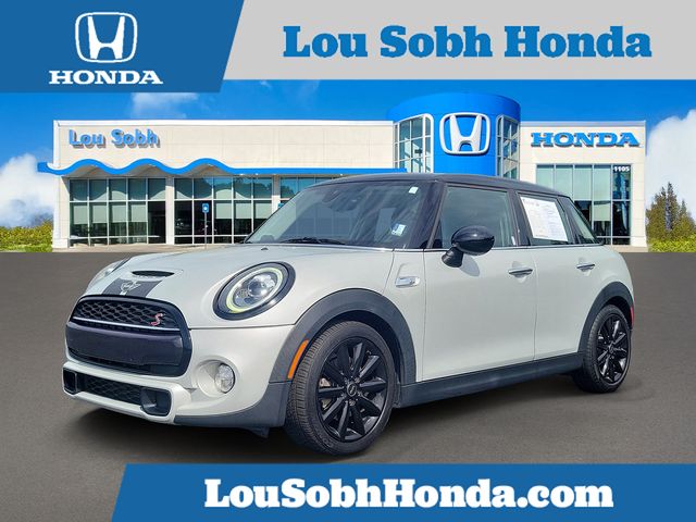 White Silver Metallic 2019 MINI Cooper Hatchback Front-Wheel Drive 6-Speed Automatic