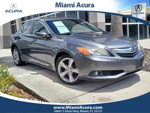 2013 Acura ILX 2.0L FWD with Technology Package