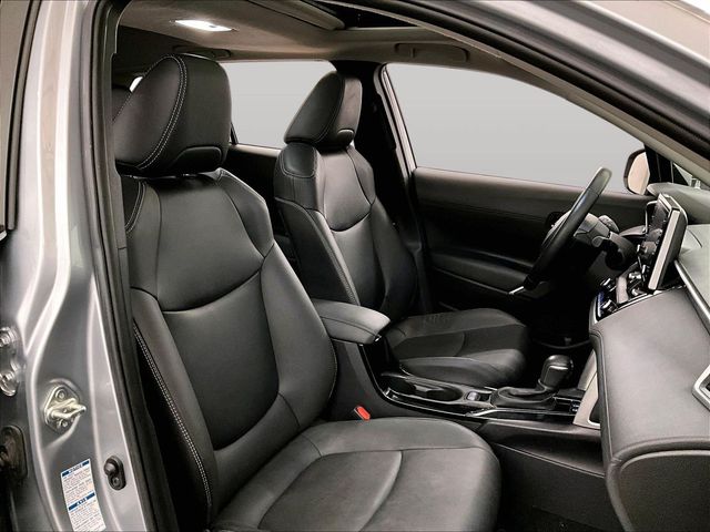2022 Toyota Corolla Cross XLE Silver at South Hills Kia