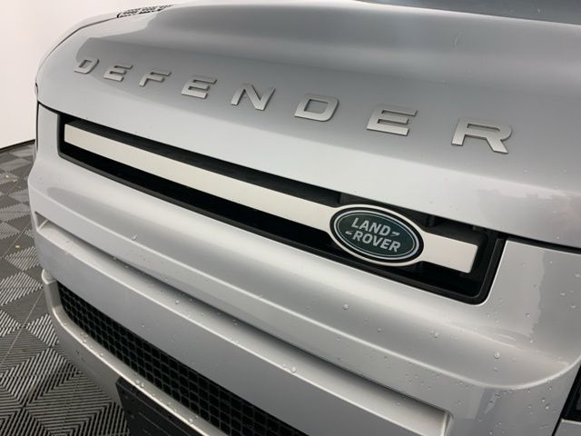 2022 Land Rover Defender 110 XS Edition 40