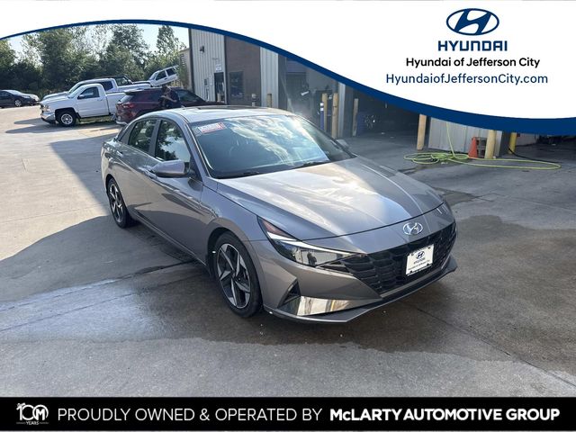 Fluid Metal 2022 Hyundai Elantra Hybrid Sedan Front-Wheel Drive 6-Speed Dual Clutch